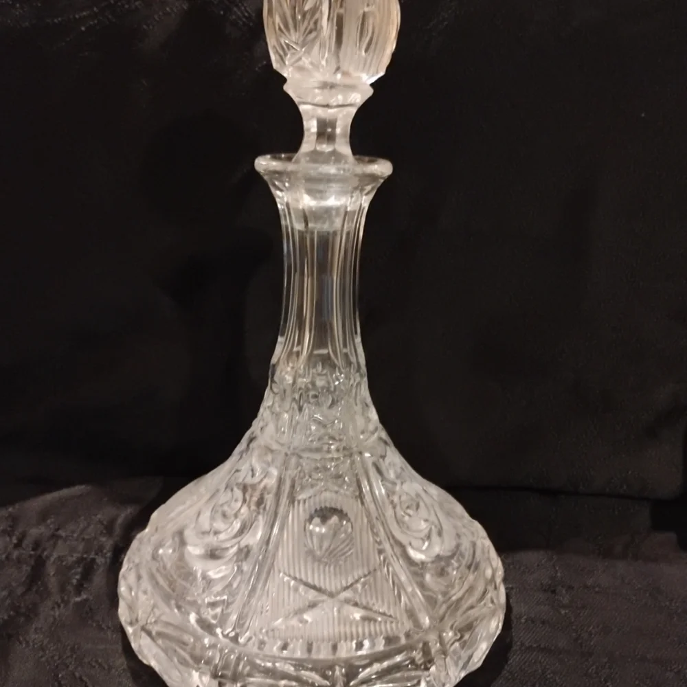 60'S ANTIQUE SHIP CAPTAINS ETCHED FLORAL LEAD CRYSTAL DECANTER - Picture 1 of 5